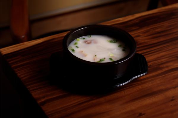 GOM TANG / جوم تانج